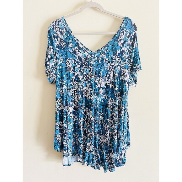 Roaman's Women's Plus Size L 18/20 Swing Ultra Tunic Top‎ Shirt Blue Floral - Picture 2 of 4